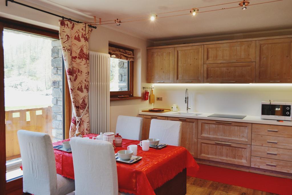 Maison Carrel Elegant 4 Breuil-Cervinia Exteriér fotografie